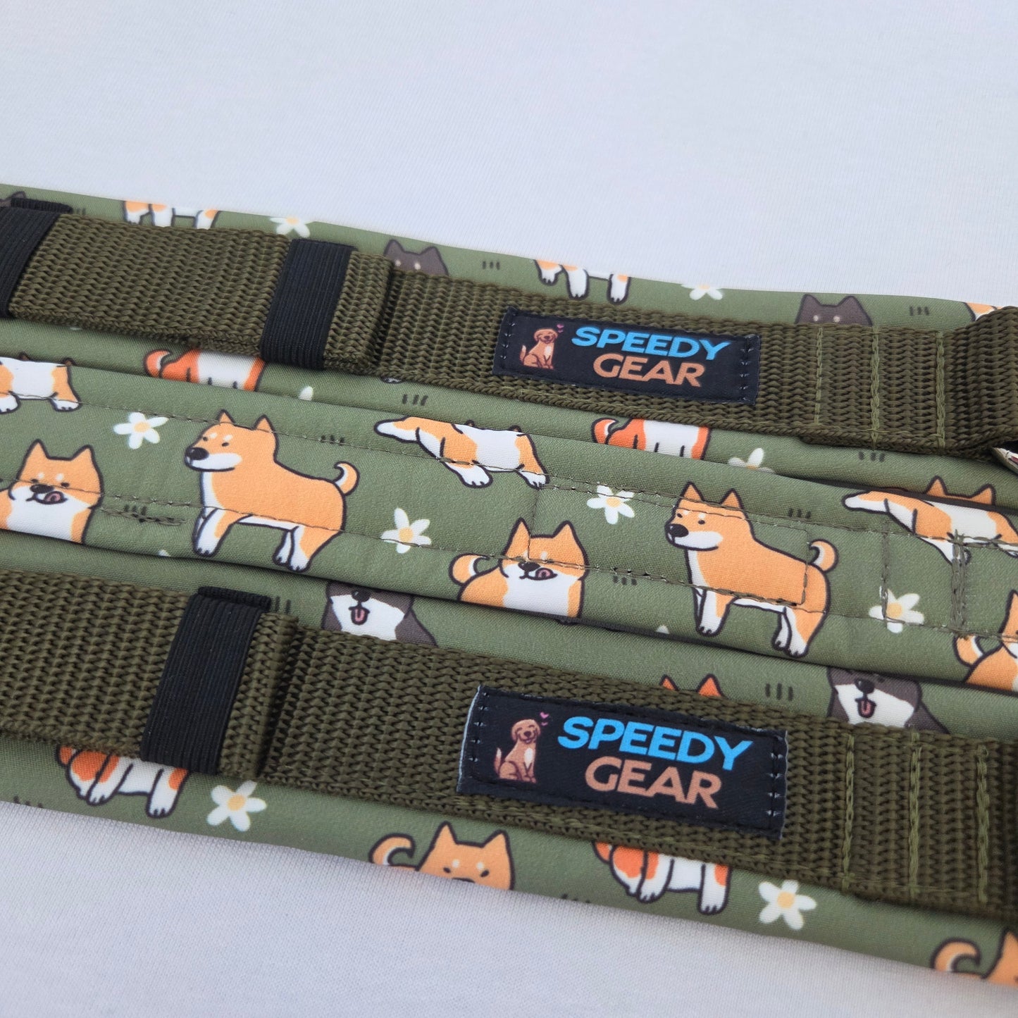 Halsband "Shiba Inu 3 - Waldgrün" (Wunsch-Konfiguration)